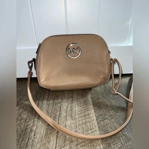 Michael Kors Handbags - Michael Kors Purse